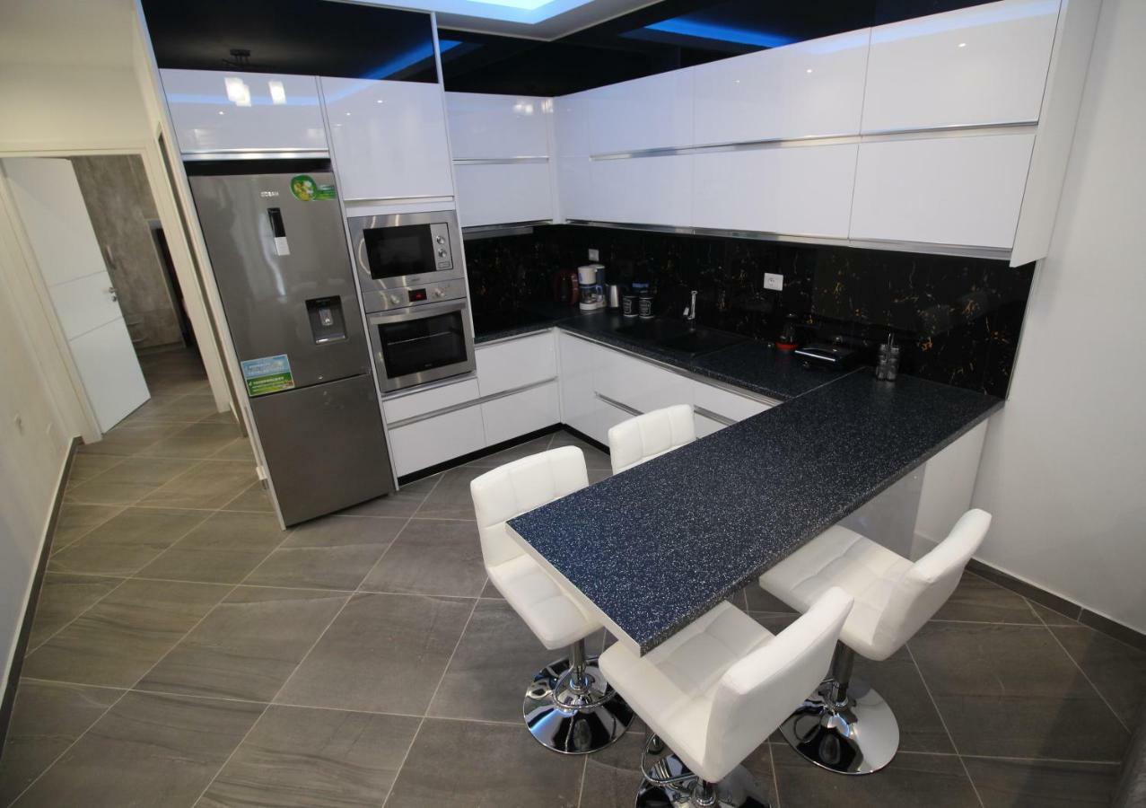 Le Gjero Luxury Apartament