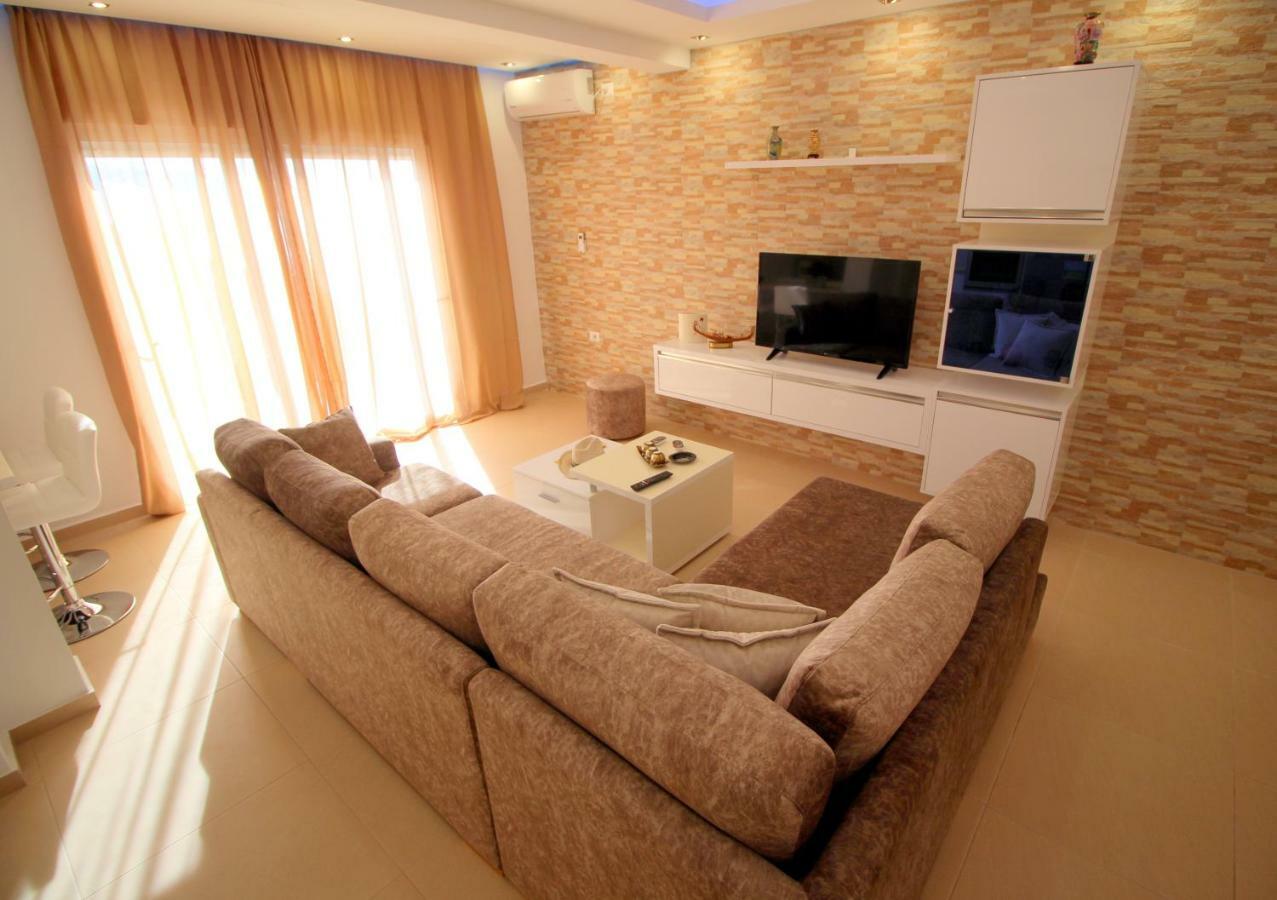 Le Gjero Luxury